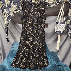 3/$25 🆕 Bebop Black and Gold Lace Dress size Medium